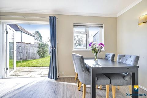 1, Tarrant Court, 146 Grange Road, Guildford, GU2 9QT