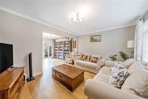 7 Broom Hill, Stoke Poges, Slough, SL2 4PU