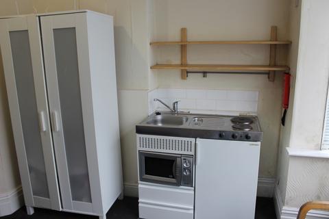 1 bedroom terraced house to rent, room 5, Erdington B24
