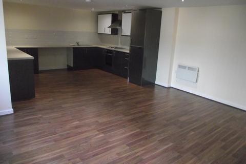 2 bedroom flat to rent, Rumbow, Halesowen B63
