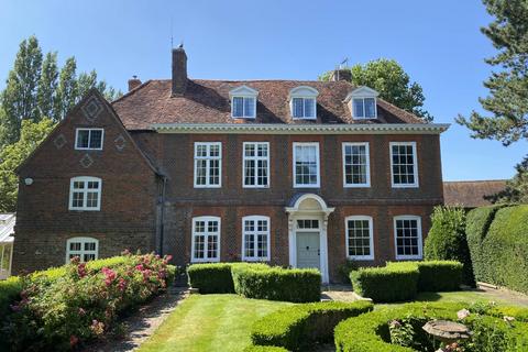 9 bedroom detached house to rent, Forty Green, Bledlow