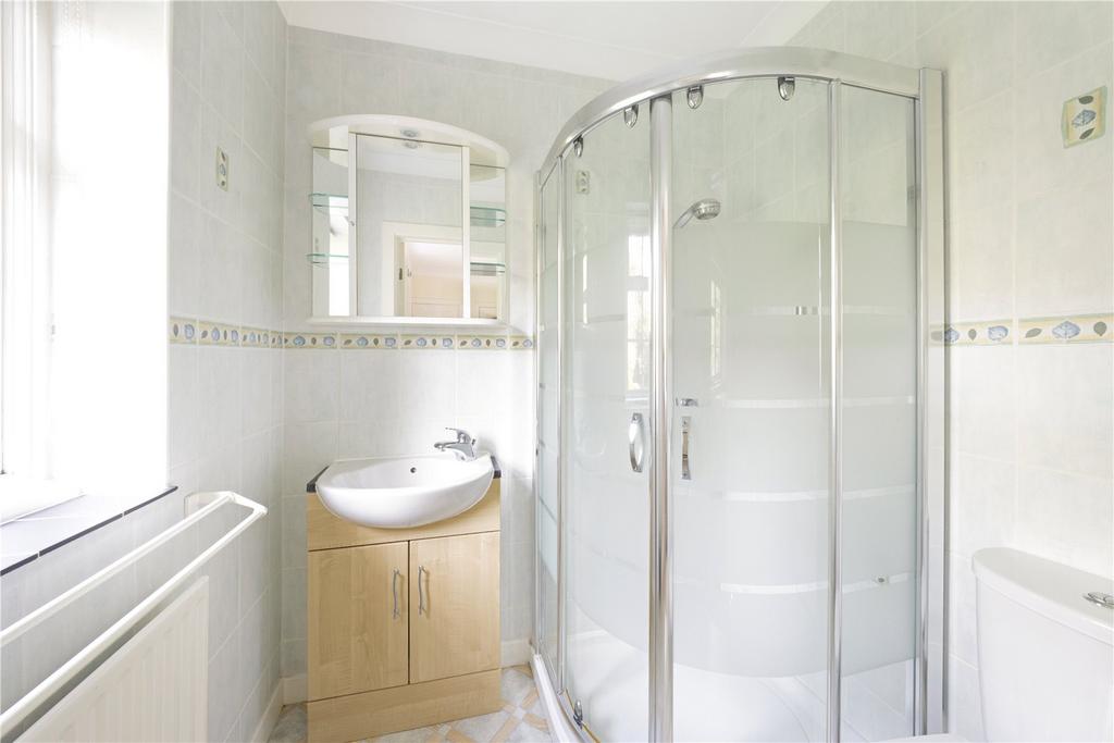 Bedroom Two En Suite