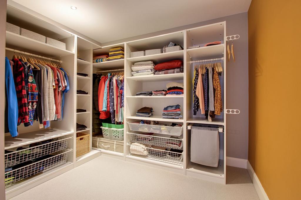 Walk in Wardrobe