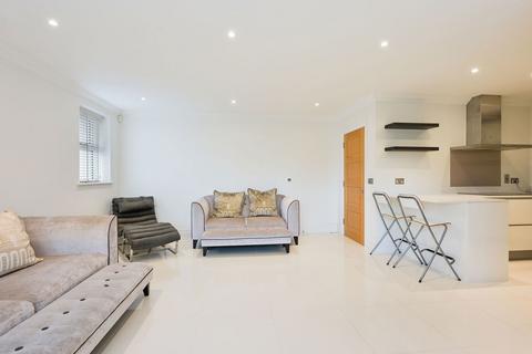 Apartment 6, 25 Gresham Road, Oxted, RH8 0BU