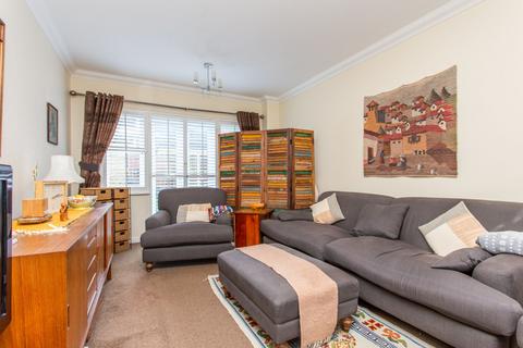 38 Homersham, Canterbury, CT1 3RG