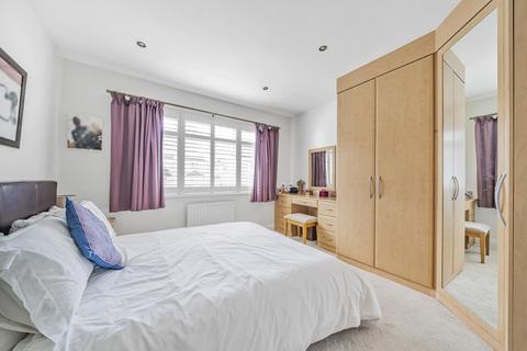 7 Seabrook Drive, West Wickham, BR4 9AJ