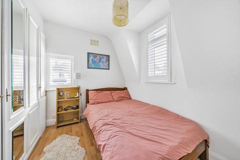 7 Seabrook Drive, West Wickham, BR4 9AJ