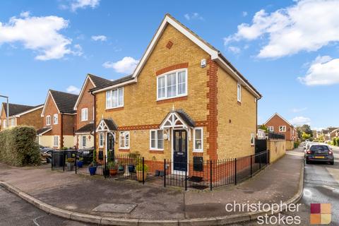 2 bedroom end of terrace house for sale, Dairyglen Avenue, Cheshunt, Waltham Cross, Hertfordshire, EN8 8JX