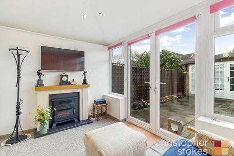 54 Dairyglen Avenue, Cheshunt, Waltham Cross, EN8 8JX
