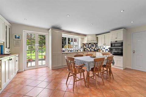 5 bedroom detached house for sale, Colchester Road, Colchester CO6