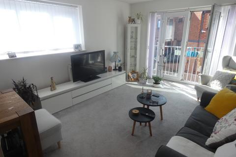 2 bedroom flat to rent, Royle Green Road, Manchester, M22
