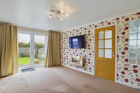 18 Broadmead, Callington, PL17 7DD
