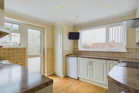 18 Broadmead, Callington, PL17 7DD