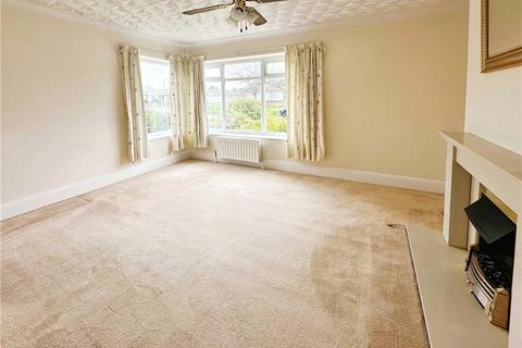 3 bedroom bungalow for sale, Inhurst Avenue, Waterlooville, Hampshire