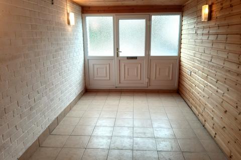 2 bedroom detached bungalow for sale, Wigford Road, Dosthill, Tamworth, B77