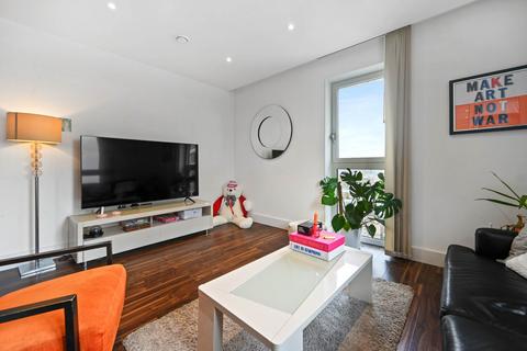 3 bedroom apartment for sale, Wiverton Tower, 4 New Drum Street, Aldgate East, London E1 7AT
