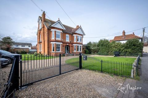 6 bedroom detached house for sale, Southminster