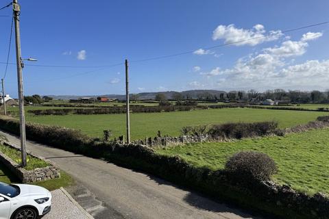 undefined, Lon Gwenfro, Llanbedrgoch, Anglesey, LL76