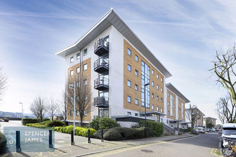Fishguard Way, Galleons Lock, E16 2 bed apartment for sale £350,000