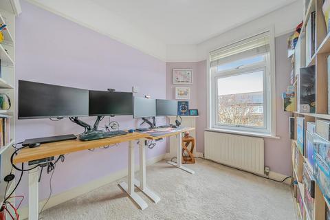251 Manor Lane, London, SE12 0TE