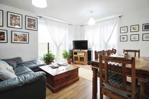 2 bedroom apartment for sale, Taywood Road, Northolt