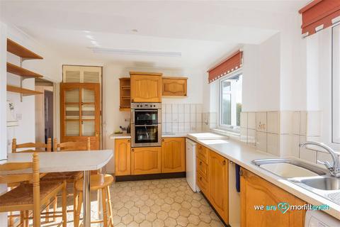 35 Rowan Tree Dell, Sheffield, S17 4FL