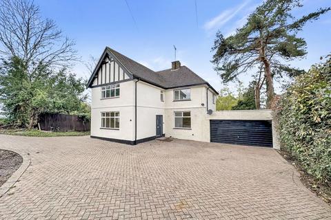 205 Harefield Road, Uxbridge, UB8 1PP