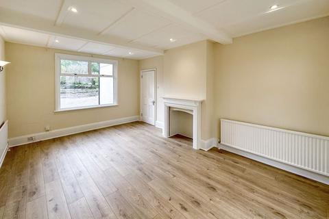 205 Harefield Road, Uxbridge, UB8 1PP