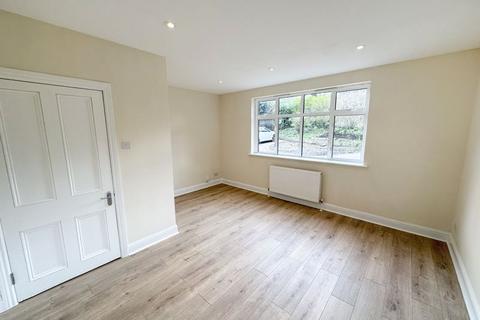 205 Harefield Road, Uxbridge, UB8 1PP