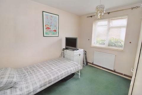 2 bedroom property for sale, Hawthorn Crescent, Hazlemere HP15