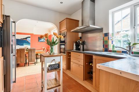 31 Corkscrew Hill, West Wickham, BR4 9BA