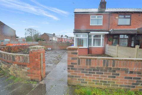 2 bedroom terraced house to rent, Naylor Road, Widnes, WA8 0BS