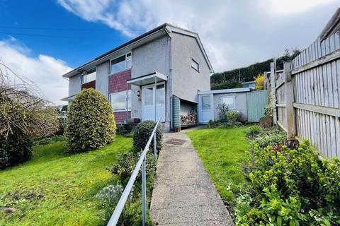 Abergavenny - 2 bedroom semi-detached house to rent