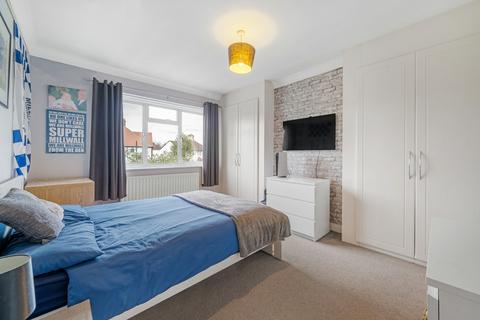 20 Hurstdene Avenue, Bromley, BR2 7JJ