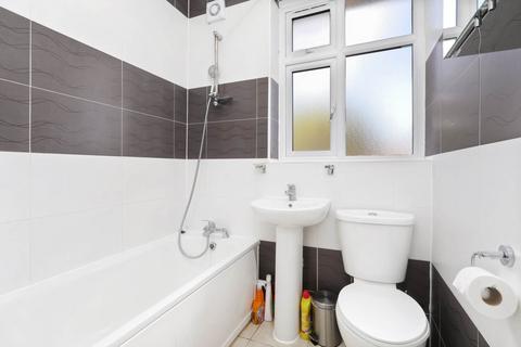 3 Tallack Road, London, E10 7JR