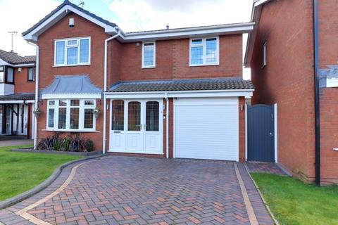 4 bedroom detached house for sale, Chell Close, Stafford ST19