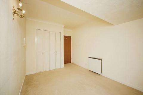 2 bedroom flat for sale, School Road, Alcester B49