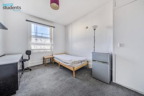 House share to rent, Bedford Square, East Sussex BN1