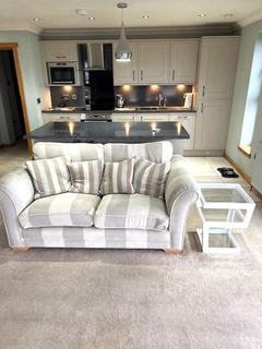 2 bedroom flat to rent, Cannon Court, Kirkcaldy