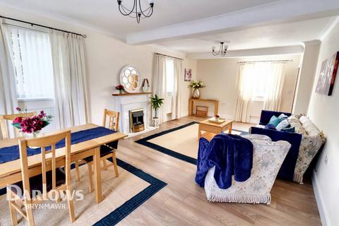White Lodge Brunant Road, Clydach, Abergavenny, NP7 0NG