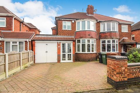 3 bedroom semi-detached house for sale, Alton Avenue, Willenhall