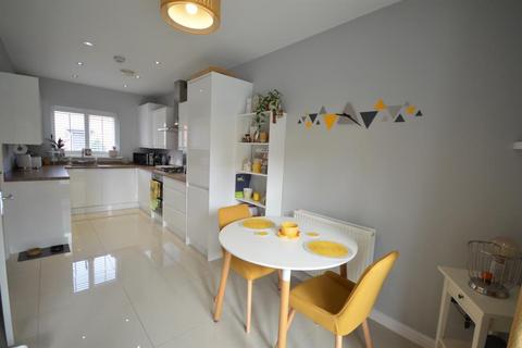 11 Lineton Close, Lawley Village, Telford, TF4 2SH