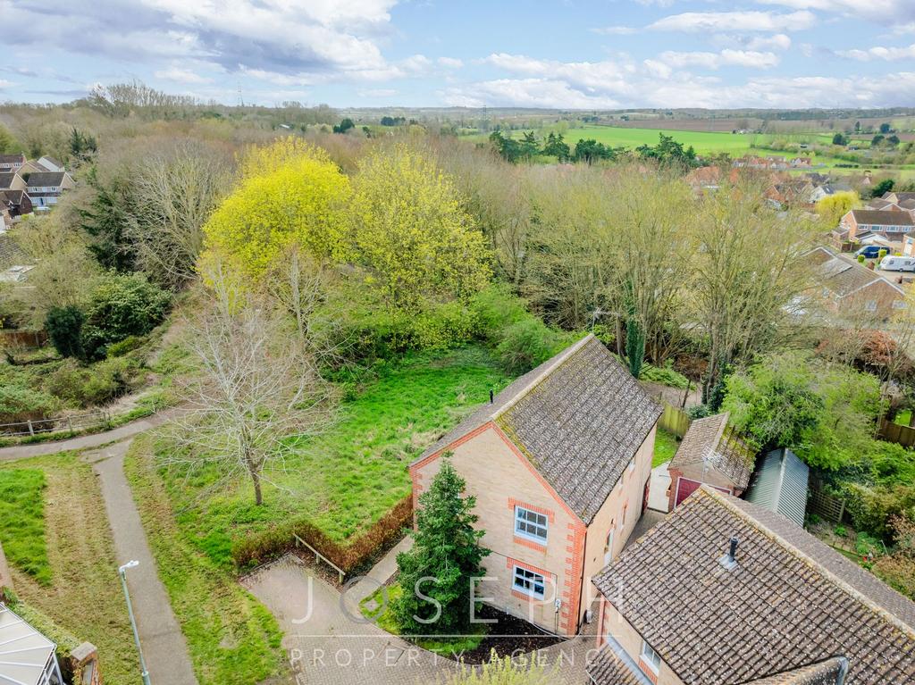 Wilson Road, Hadleigh, IP7 4 bed detached house for sale £475,000