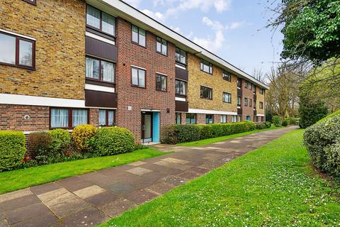 Flat 4, Ashcroft Court Greenacres, London, SE9 5BQ