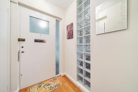 Flat 4, Ashcroft Court Greenacres, London, SE9 5BQ