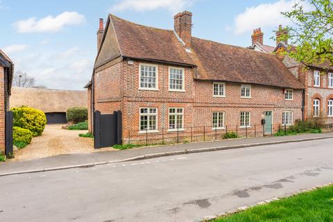 5 bedroom detached house for sale, Aylesbury Road, Monks Risborough, Princes Risborough, Buckinghamshire, HP27