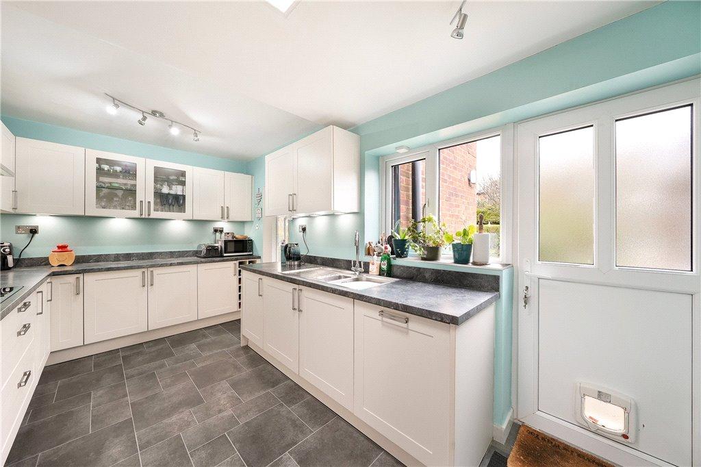 Lancaster Park Road, Harrogate 3 bed semidetached house for sale £