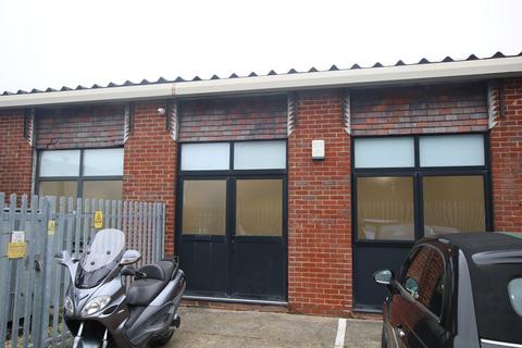 Office to rent - 32-40 Harwell Road, Nuffield Industrial Estate, Poole, BH17 0GE