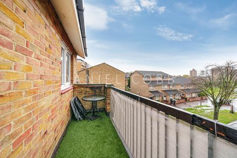 2 bedroom apartment for sale, Marlborough Close, London, SE17