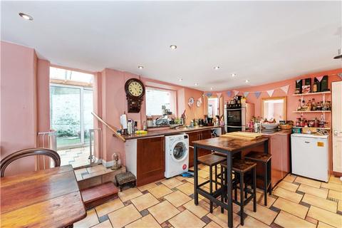 5 bedroom end of terrace house for sale, Kennington Road, Kennington, London, SE11